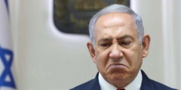 صہیونی وزیر اعظم کو برطرفی سے بچانے کے لیے قانون منظور