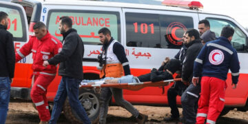 صہیونی فوج کی فلسطینی بچوں پر فائرنگ، 17 سالہ  غیاث اور سعید زخمی