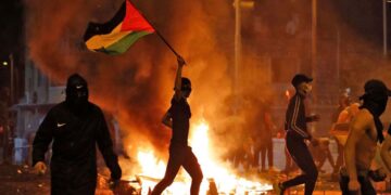 مزاحمت کاروں کے حملے، 24 گھنٹوں میں  صہیونی فوجیوں سمیت 9 آبادکار زخمی