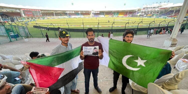 یوم نکبہ پر پاکستانی شہریوں کا غاصب صہیونی ریاست اسرائیل کے خلاف انوکھا احتجاج