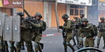 جنین: صیہونی فوج کا پناہ گزین کیمپ پر دھاوا، متعدد زخمی، درجنوں گرفتار