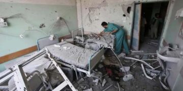 غزہ: صیہونی فوج کی شہدا الاقصیٰ اسپتال پر بمباری، عمارت تباہ