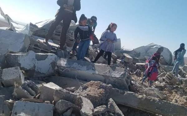 صہیونی فوج کے ہاتھوں اسکول کی مسماری، یورپی یونین کی مذمت  