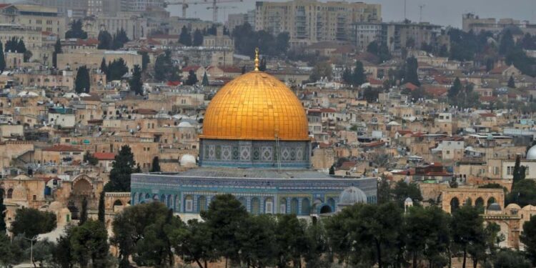 ریاستی سرپرستی میں صیہونی آبادکاروں کا قبلہ اول پر دھاوا، سعودی عرب کی مذمت