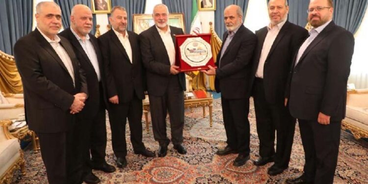 حماس وفد کی ایران کی قومی سلامتی کونسل کے سیکرٹری جنرل سے ملاقات