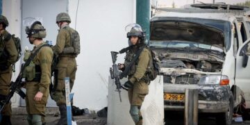 صیہونی فورسز کی گاڑی پر فائرنگ ایک فلسطینی شہید ایک زخمی