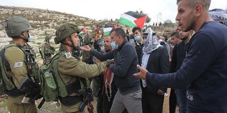 پرامن فلسطینی مظاہرین پر صیہونی فوج کا تشدد ، متعدد زخمی درجنوں گرفتار