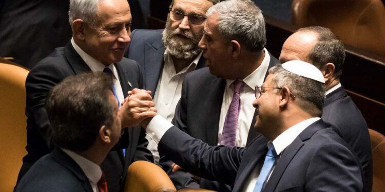 ایتمار بین گویر کو انتظامی حراست کے اختیارات دینے کی تجویز