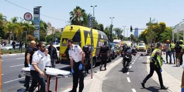 تل ابیب: فلسطینی نوجوان کا حملہ9 صیہونی آبادکار زخمی، حملہ آور شہید