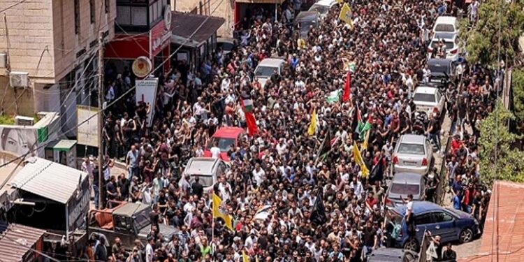 شہداء جنین کی نماز جنازہ ادا کثیر تعداد میں لوگوں کی شرکت