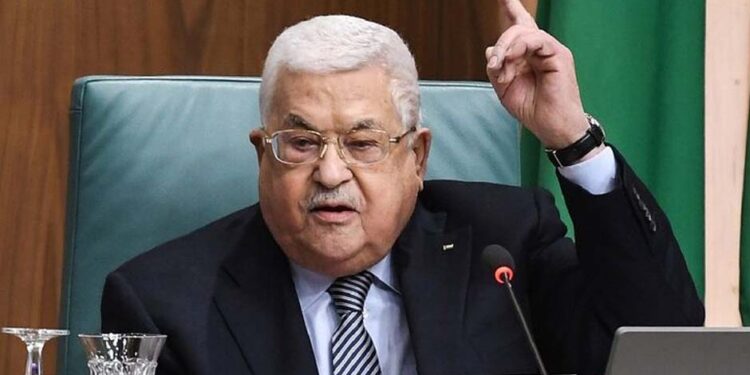 اسرائیل کے خلاف مسلح مزاحمت کے بجائے پرامن جدجہد کرنا چاہیے، محمود عباس