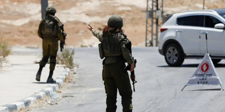 مزاحمت کاروں کا حملہ، صیہونی فوجی زخمی، تینوں فلسطینی شہید