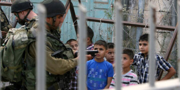 رواں سال غاصب صیہونی فوج نے 570 کمسن فلسطینی بچوں کو گرفتار کیا