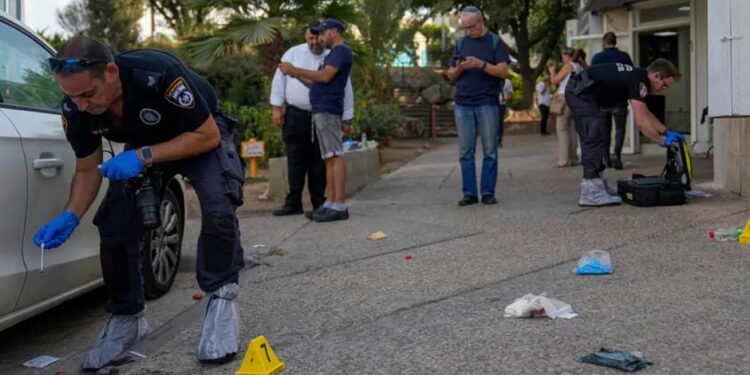 مغربی کنارہ: فائرنگ سے چھ صیہونی آبادکار زخمی، فلسطینی حملہ آور شہید