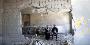 صیہونی فوجی پر حملے کا الزام، فلسطینی شہری اور اس کے بھائی کا گھر دھماکے سے اڑادیا