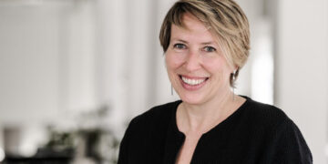 صیہونی جرائم کی نشاندہی کرنے والی  بیلجین وزیر قابل تعریف ہیں ، حماس