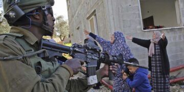 فلسطینی خواتین کو جبری برہنہ کرنے پر صیہونی فوج کے خلاف عالمی سطح پر مقدمہ چلایا جائے، او آئی سی کا مطالبہ