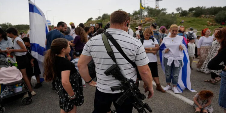 اسرائیل غیر قانونی صیہونی آبادکاروں کو لگام دے، یورپی یونین