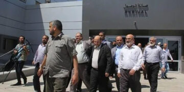 لبنان میں فلسطینی دھڑوں کے درمیان مسلح جھڑپیں: موسیٰ ابو مرزوق مفاہمت کےلئے پہنچ گئے