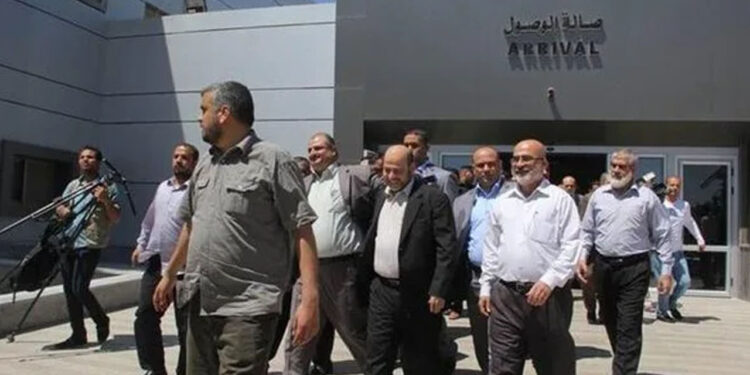 لبنان میں فلسطینی دھڑوں کے درمیان مسلح جھڑپیں: موسیٰ ابو مرزوق مفاہمت کےلئے پہنچ گئے