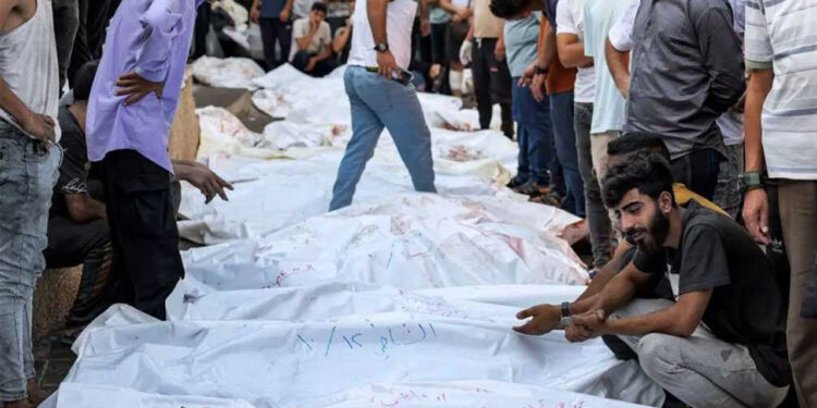 غزہ میں صیہونی فوج کا ہاتھوں قتل عام جاری، 614 بچوں 370 خواتین سمیت فلسطینی شہداء کی تعداد 2 ہزار ہوگئی