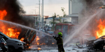 مجاہدین نے اسرائیل کی اینٹ سے اینٹ بجا دی، 6 صیہونی ہلاک، 300 زخمی کئی یرغمال