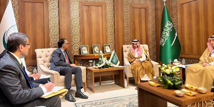 غزہ پر صیہونی درندگی: سعودی وزیرخارجہ کی  پاکستان، ایران اور ترک وزرائے خارجہ سےالگ الگ ملاقاتیں