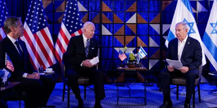 امریکی صدر کی جنگی مجرم اسرائیل کی حمایت، غزہ کے اسپتال پر حملے کی ذمہ داری فلسطینی گروپ پر ڈال دی