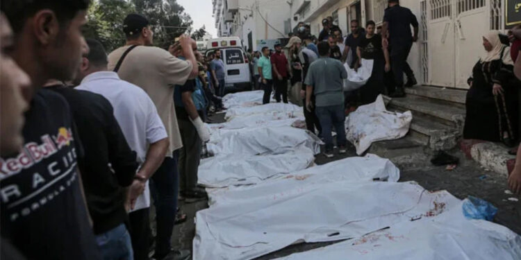 غزہ پر صیہونی دہشتگردی کا 33 واں روز، شہداء کی تعداد10 ہزار300 سے تجاوزکرگئی