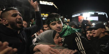  حماس اور صیہونی ریاست کےدرمیان قیدیوں کی تیسری کھیپ کا تبادلہ مکمل