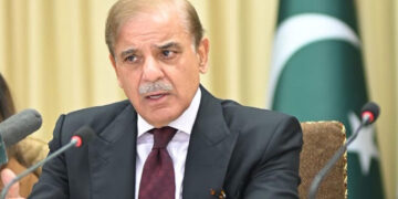 اسرائیل کے میڈیا پر حملے: قتلِ عام کو دنیا تک پہچنے سے روکنے کی مجرمانہ کوشش ہے،شہباز شریف