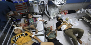 صیہونی فوج الشفااسپتال میں داخل، پناہ گزینوں پر فائرنگ، متعدد شہید، درجنوں زخمی