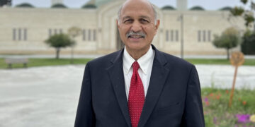 فلسطین ہمارے ڈی این اے میں ہے، اس کو تنہا نہیں چھوڑ سکتے، سینیٹر مشاہد حسین سید