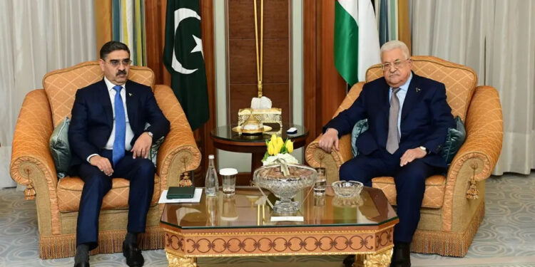 نگراں وزیراعظم پاکستان کا فلسطینی صدر محمود عباس سے ملاقات