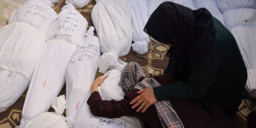 غزہ: صیہونی جارحیت جاری، 24 گھنٹوں میں مزید 240 فلسطینی شہید