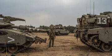 جانبازوں کے حملوں میں اسرائیلی فوج کو بھاری نقصان، فوج نے خان یونس کو خالی کردیا