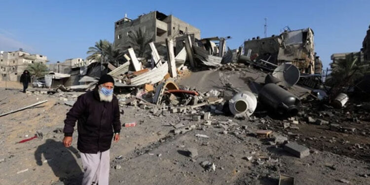 صیہونی فوج کی جنوبی رفاح پر بمباری خواتین او ربچوں سمیت 20 شہید