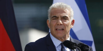 ہم غزہ میں لاشوں پر لاشیں اٹھا رہے ہیں، اسرائیلی اپوزیشن لیڈر کا اعتراف