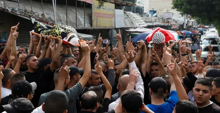 مقبوضہ مغربی کنارہ :صیہونی فوج کے ہاتھوں  شہید فلسطینیوں کی تعداد 5 ہوگئی