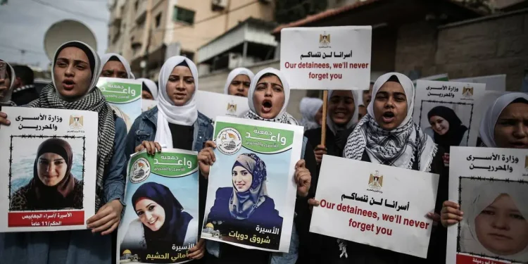 صیہونی جیلوں میں قید 82 سالہ بزرگ خاتون اور 15 سالہ کمسن فلسطینی بچی