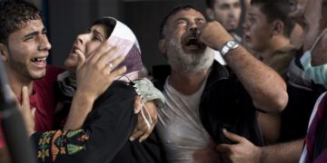 صیہونی فوج کے ہاتھوں  فلسطینیوں کا قتل عام جاری: شہدا کی تعداد 25,105 ہوگئی