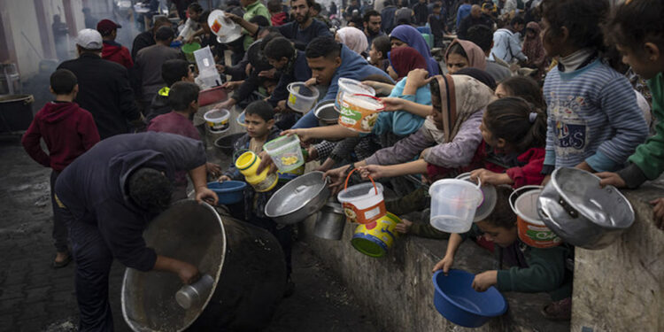 غزہ میں لاکھوں فلسطینی بھوک اور بیماری سے مررہے ہیں: جنگ  فوری بند ہونا چاہئے، ڈبلیو ایچ او