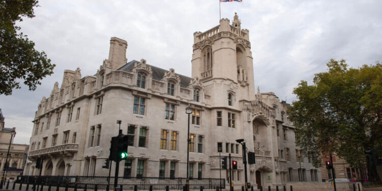 برطانوی سپریم کورٹ: "اسرائیل” کوبرطانوی ہتھیاروں کی برآمد گی کو معطل کرنے کا مقدمہ مسترد