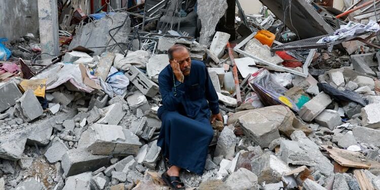 غزہ میں انسانی المیہ: سعودی عرب نے چھ فریقی ہنگامی اجلاس بلالیا