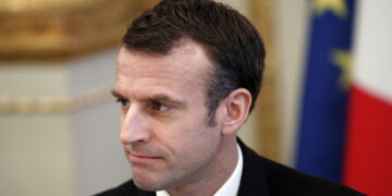 رفح سے فلسطینیوں کا جبری انخلاء جنگی جرم  ہوگا: فرانسیسی صدر کا نیتن یاہو کو انتباہ