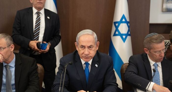 غزہ جنگ ختم ہوتی نظر نہیں آرہی، اسرائیل اپنی سلامتی کو داؤ پر لگا رہا ہے: "وال اسٹریٹ جرنل”