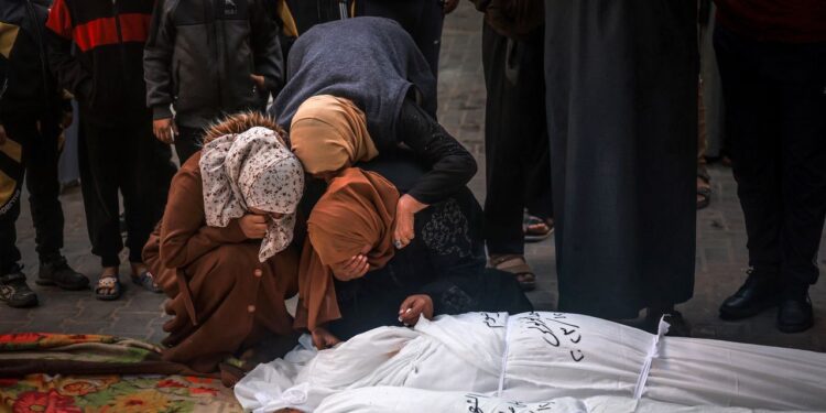 صیہونی ریاست کا جھوٹ نہتے شہریوں کے قتل عام کو چھپا نہیں سکتا: عزت الرشق