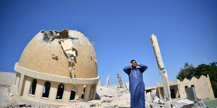 غزہ: اسرائیلی دہشتگردی میں 223 مساجد 305 اسکول کالجز مکمل تباہ، 20 لاکھ فلسطینی بے گھر