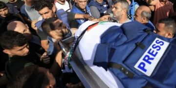 غزہ: اسرائیلی دہشتگردی میں شہید صحافیوں کی تعداد 137 ہوگئی