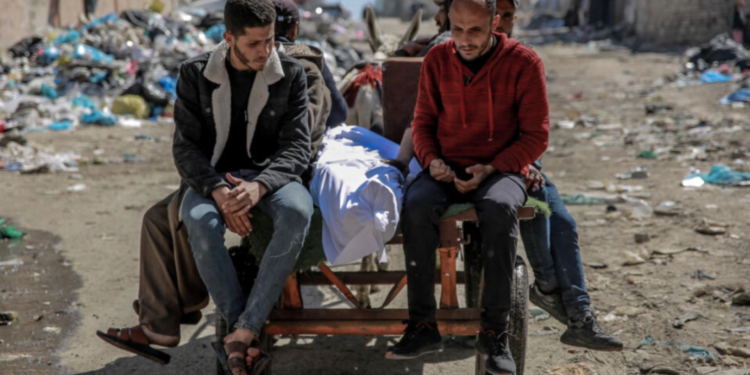 اسرائیلی دہشتگردی: 3 دنوں میں رفح سے 80 ہزار فلسطینی ایک بار پھر بے گھر